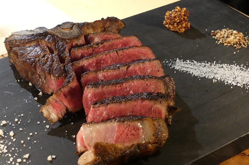 Akamiya Cowsi（アカミヤコウシ）